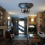 L'abri Des Amis Gasthof Courmayeur