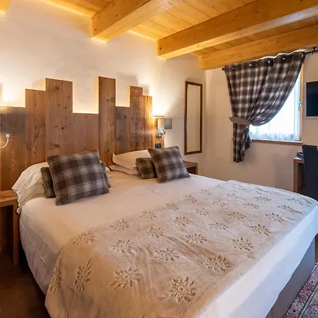 L'abri Des Amis Affittacamere