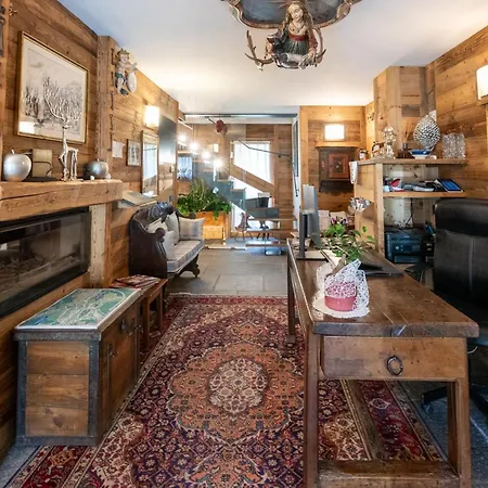 L'abri Des Amis Affittacamere