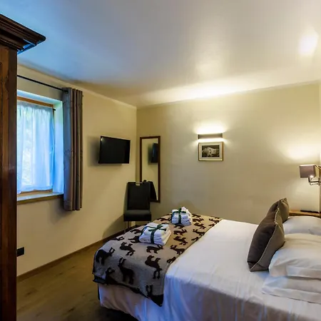 Affittacamere L'abri Des Amis Courmayeur