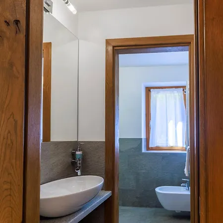 L'abri Des Amis Guest house Courmayeur