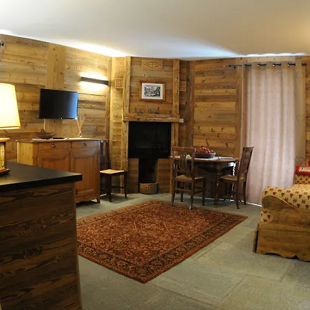 L'abri Des Amis Affittacamere