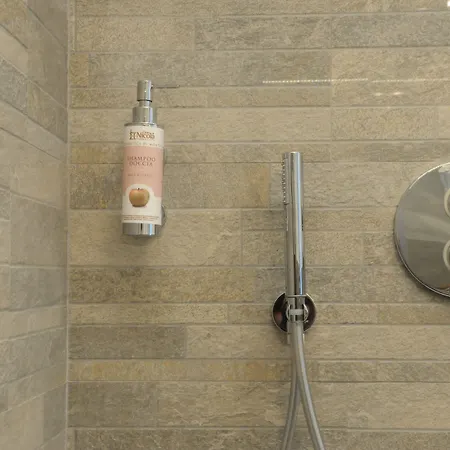 Affittacamere L'abri Des Amis