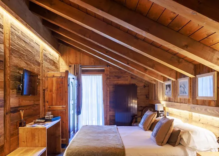 L'abri Des Amis בית הארחה קורמאיור