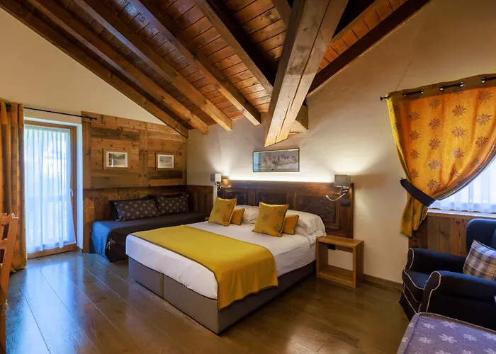 L'abri Des Amis בית הארחה 3*