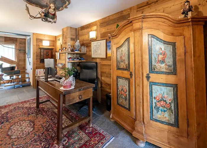 L'abri Des Amis בית הארחה 3*