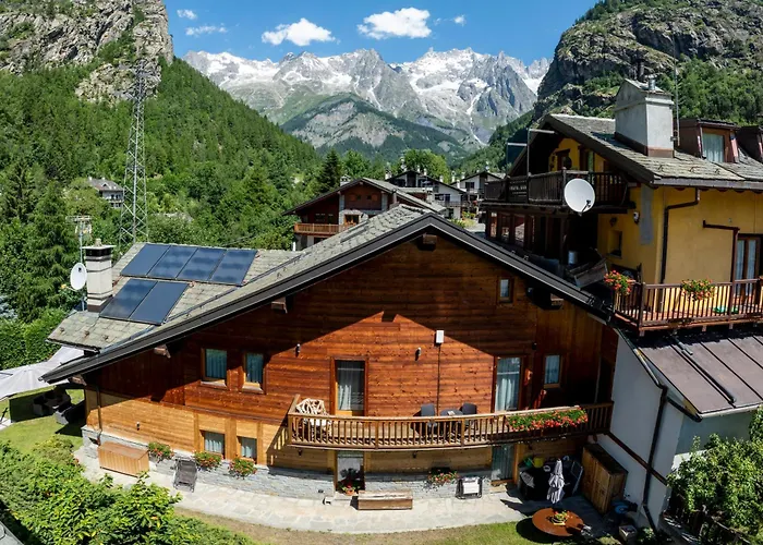 בית הארחה L'abri Des Amis 3*