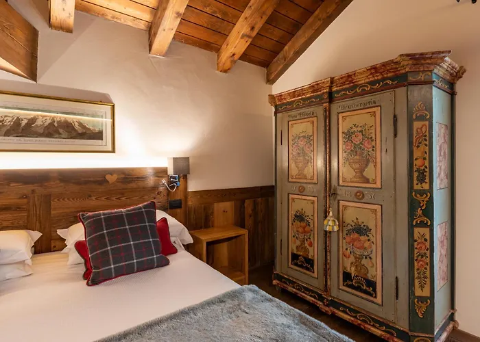 L'abri Des Amis בית הארחה