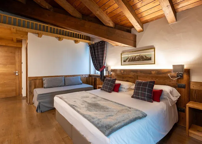 L'abri Des Amis בית הארחה קורמאיור