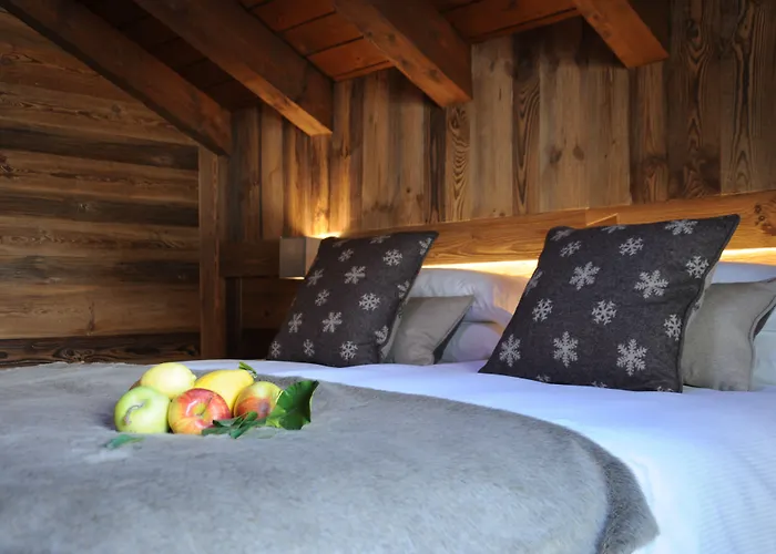 L'abri Des Amis בית הארחה