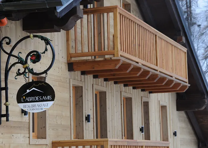 L'abri Des Amis 3* קורמאיור